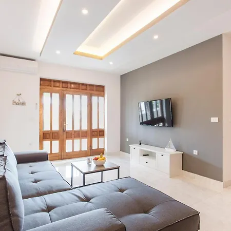 Apartment Marsic *